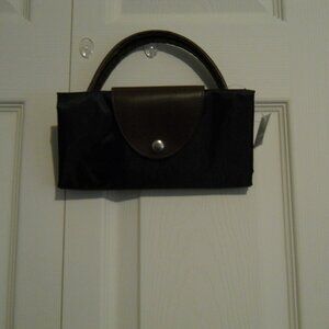 Bed Bath & Beyond - Accessory Travel Bag   11-30